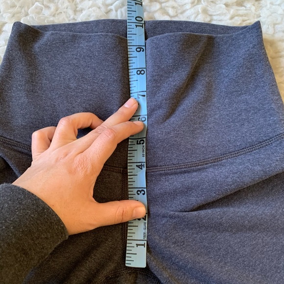 LULULEMON grey leggings - Picture 4 of 6